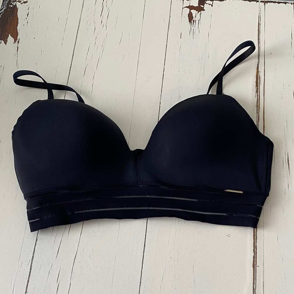Vince Camuto Black Wireless Seamless Bra 38C
